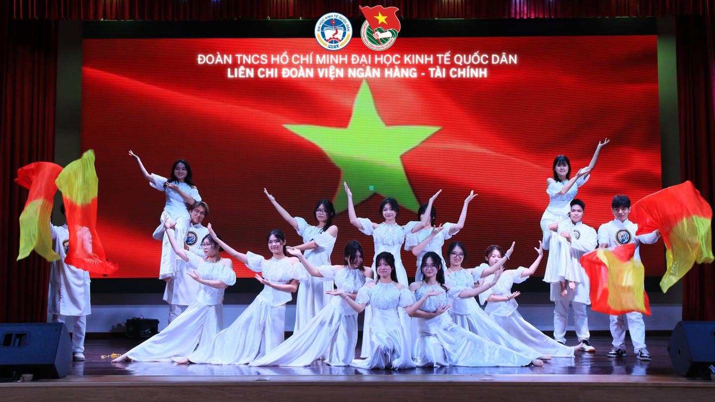 Khoảnh khắc sân khấu hội diễn trước — ảnh 16