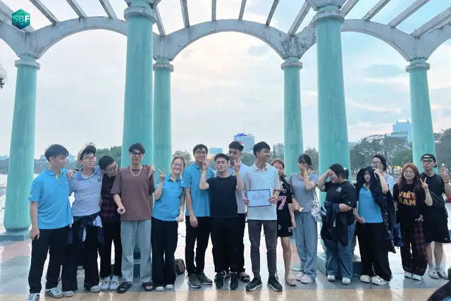 Teambuilding — ảnh tư liệu 1